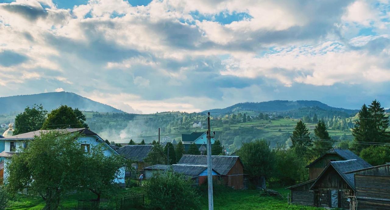 Ніч Над Карпатами Hotel Slavske Exterior photo