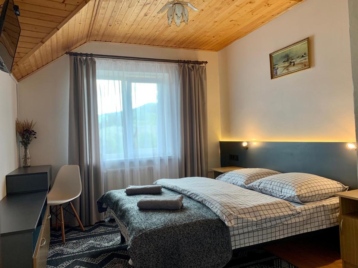 Ніч Над Карпатами Hotel Slavske Exterior photo