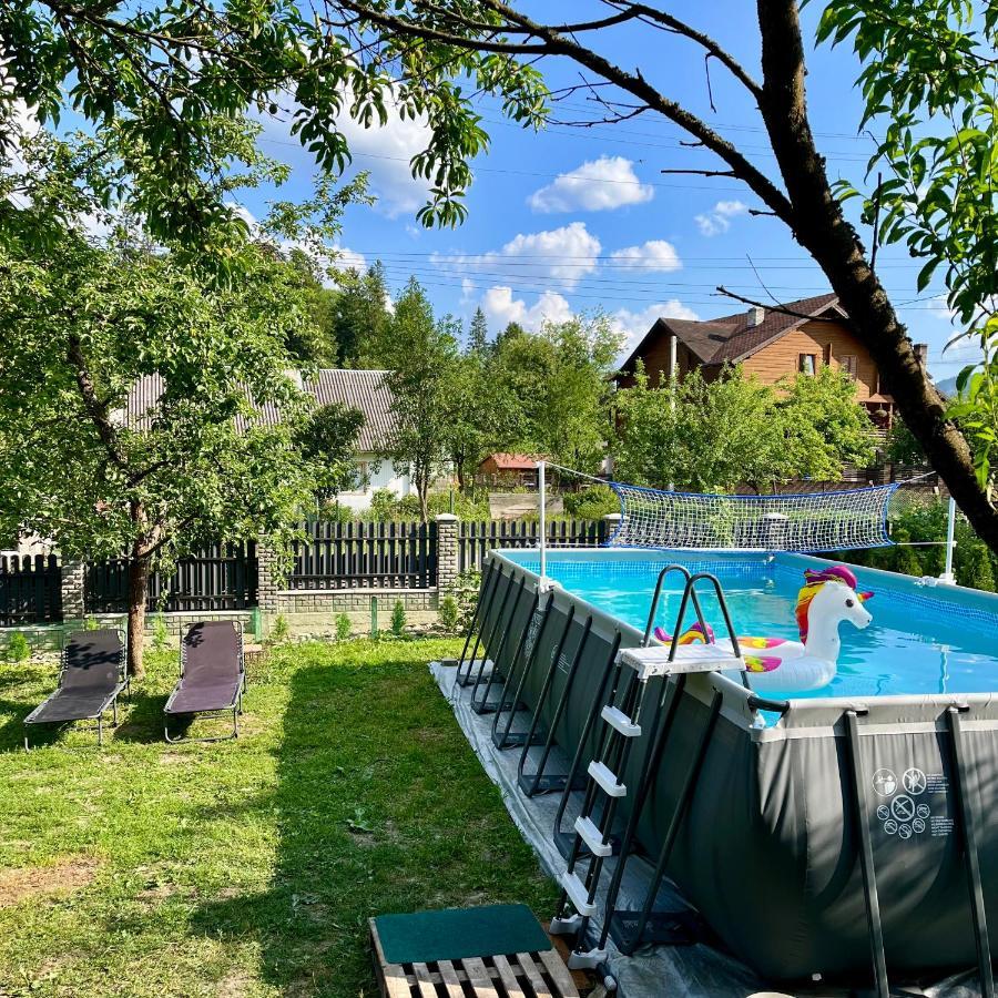 Ніч Над Карпатами Hotel Slavske Exterior photo