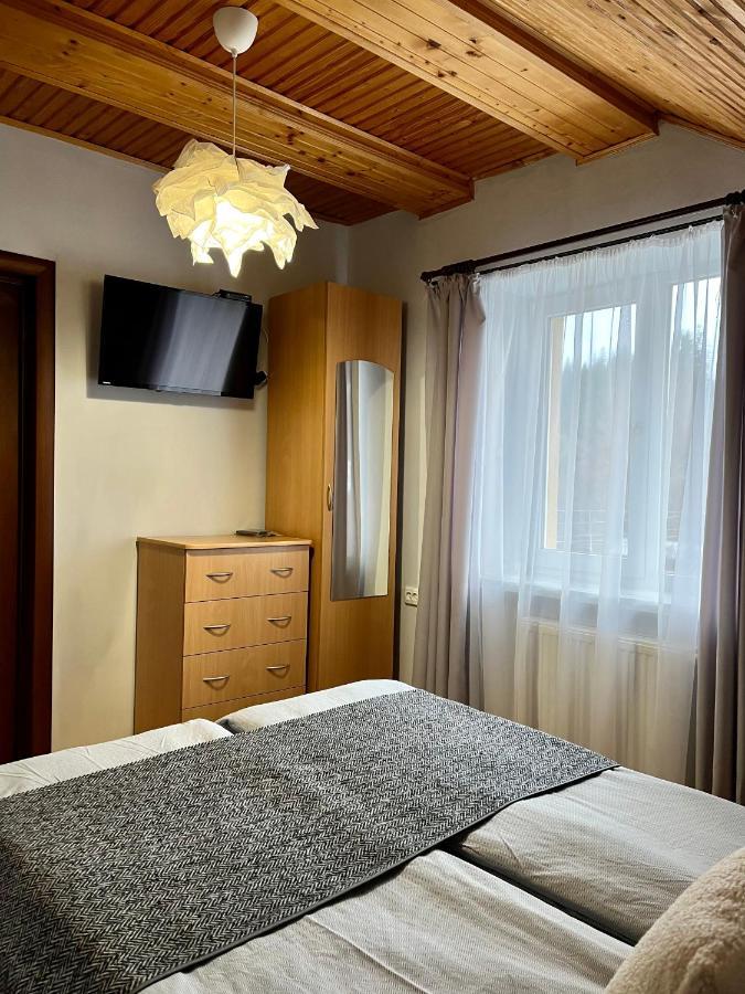 Ніч Над Карпатами Hotel Slavske Exterior photo