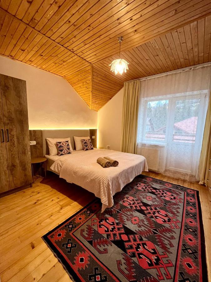 Ніч Над Карпатами Hotel Slavske Exterior photo