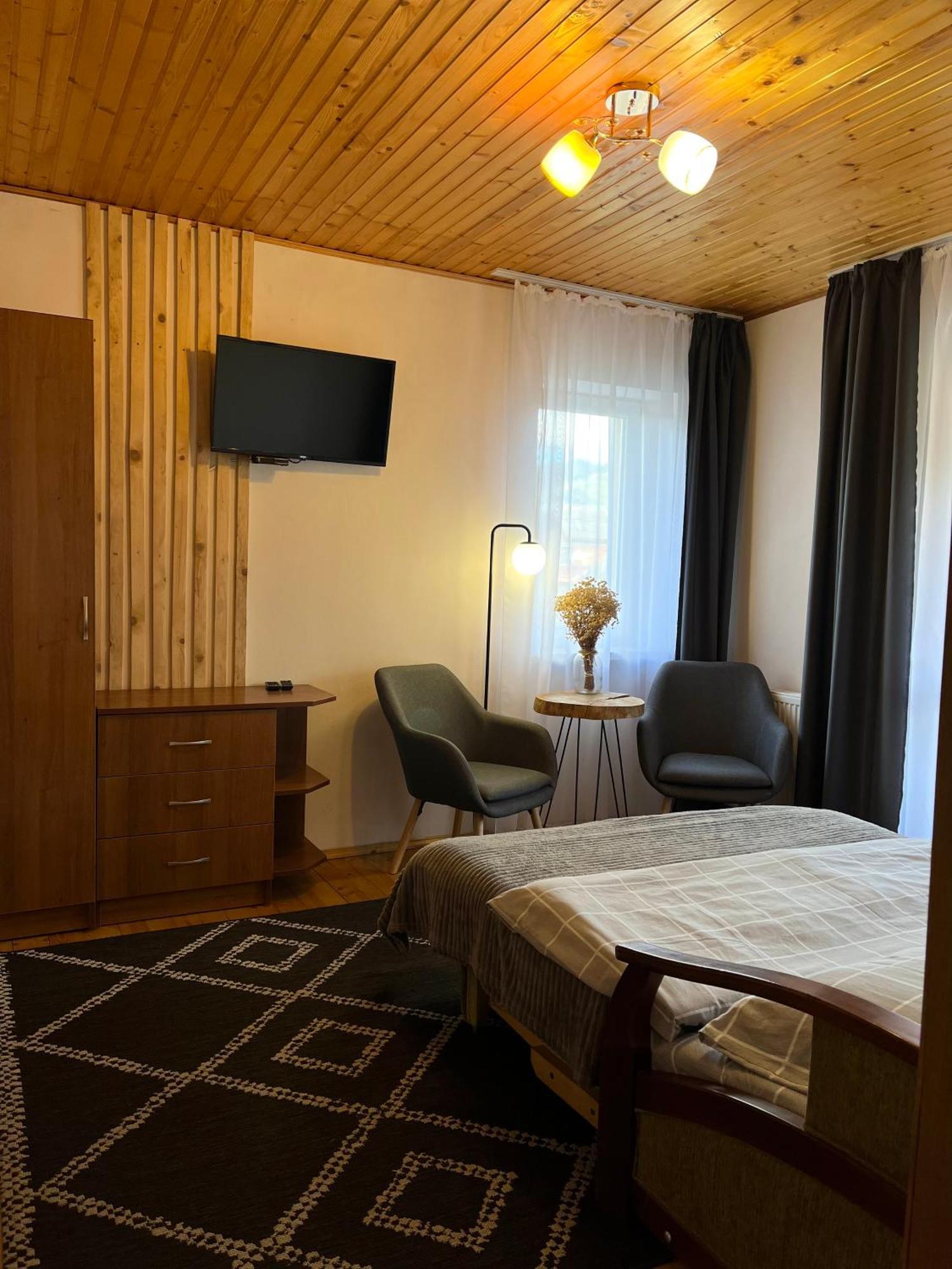 Ніч Над Карпатами Hotel Slavske Exterior photo